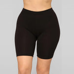 Load image into Gallery viewer, Curves For Days Biker Shorts - Black
