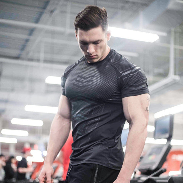 Beverlia Mens Clothing Mens Fashion |  Compression Quick dry T-shirt Men Running Sport Skinny Short Tee Shirt Male Gym Fitness Bodybuilding Workout Black Tops best compression shirts quick dry shirts new sport t shirt  muscle fit gym t shirts men fitness best bodybuilding t shirts cheap tops mens black t shirts