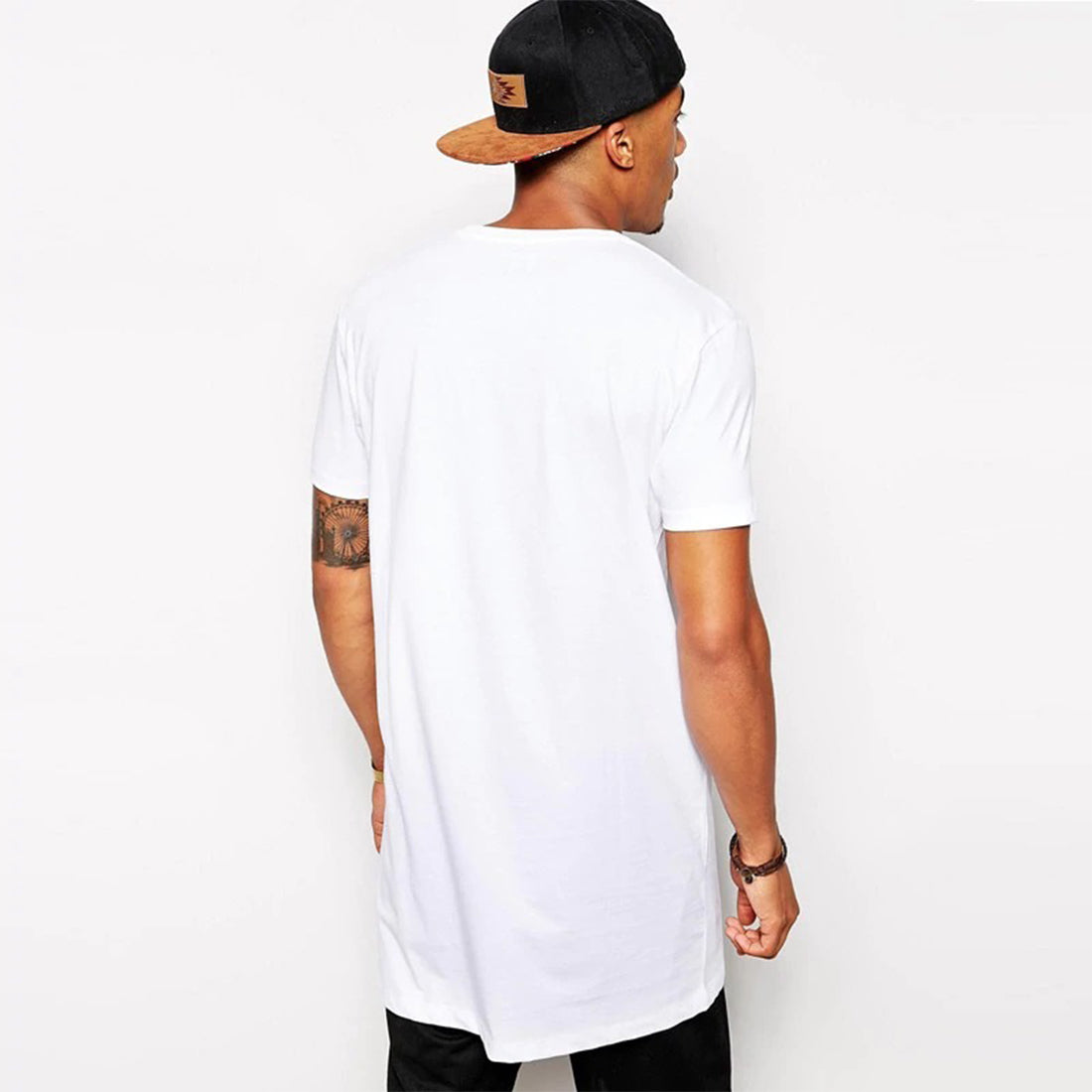 Beverlia 2020 Brand New Clothing Mens Black Mens Long T shirt Tops Hip Hop Man T-shirt Short Sleeve Casual Men Tee shirts For Male stylish trendy clothing tall large black white t shirts long t shirt hipster long t shirts big and tall extra long t shirts hip hop t shirts big and tall 80s 90s cheap hip hop clothing